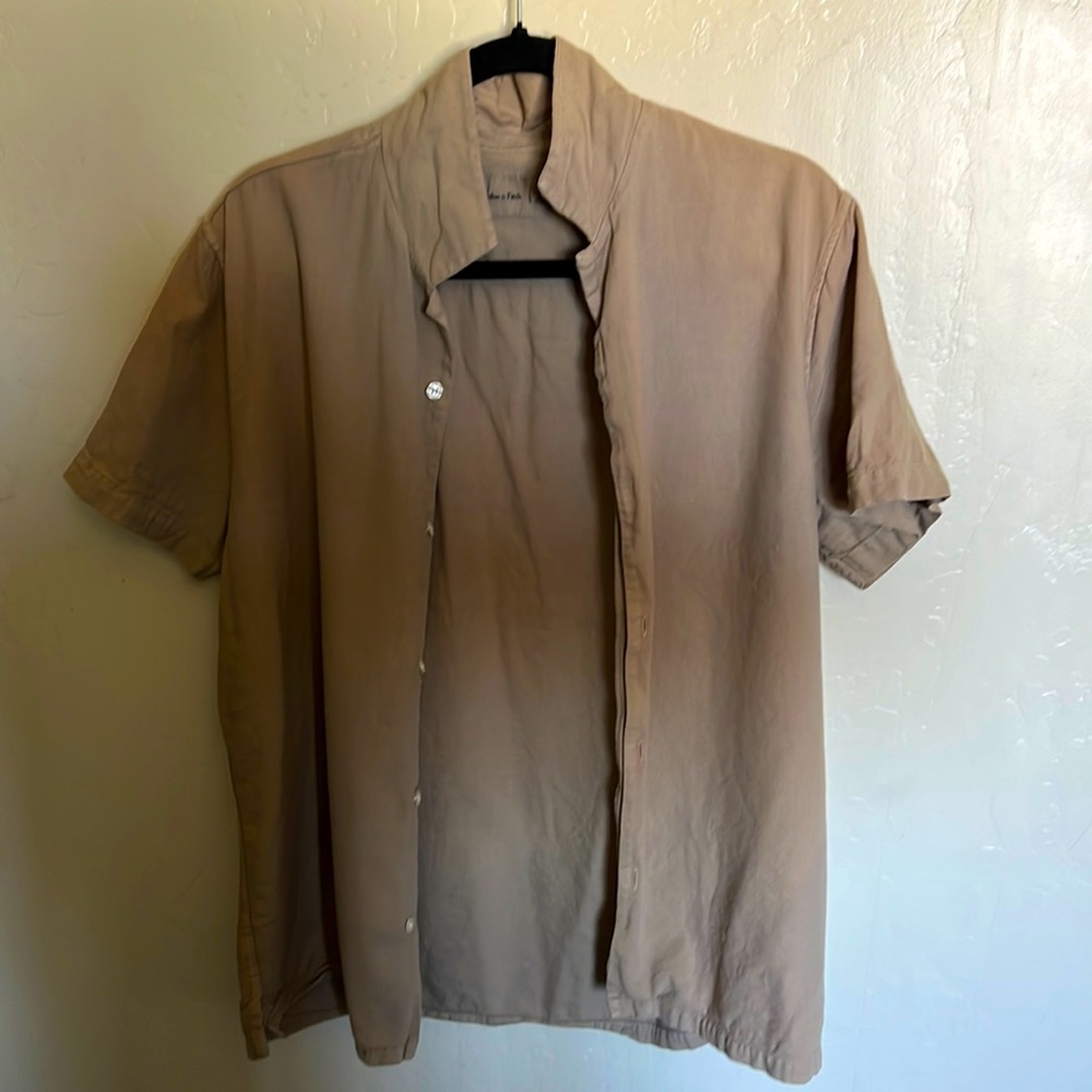 Abercrombie & Fitch button down short sleeve shirt